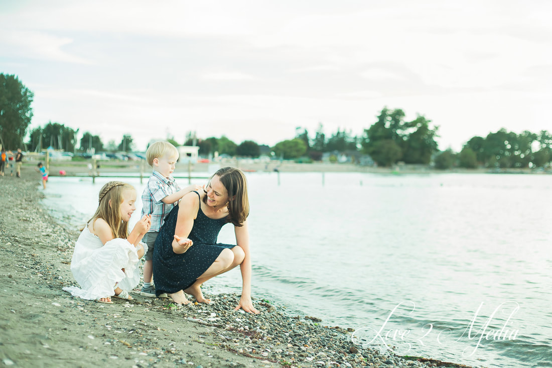 Crescent beach Surrey British Columbia Family Photography 